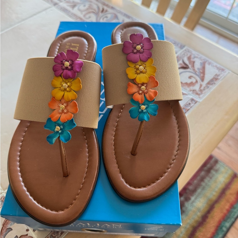 Italian Shoemakers Tan Multi Sandals NEW in box. Sz 7